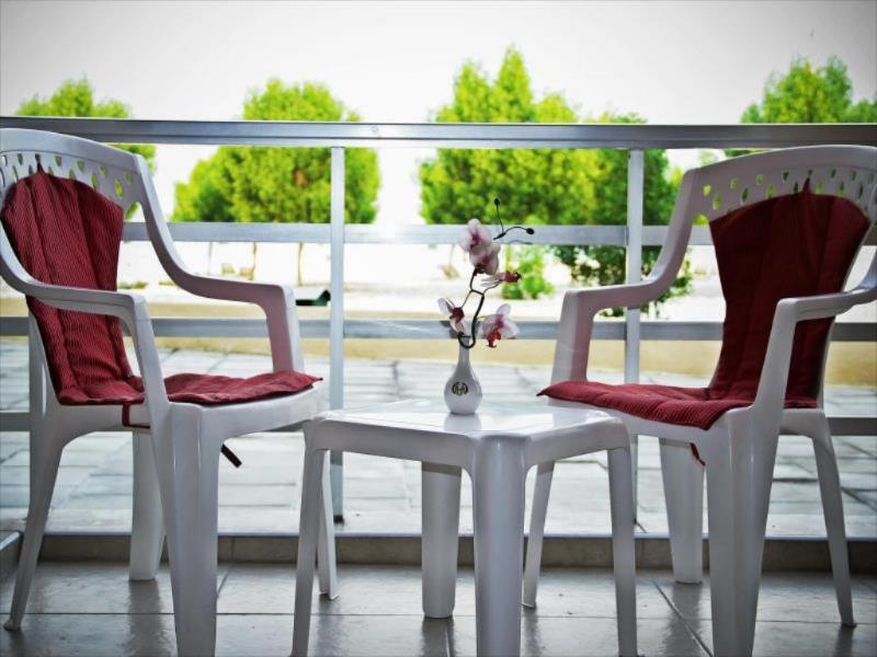Golden Beach Motel Шарджа Екстериор снимка